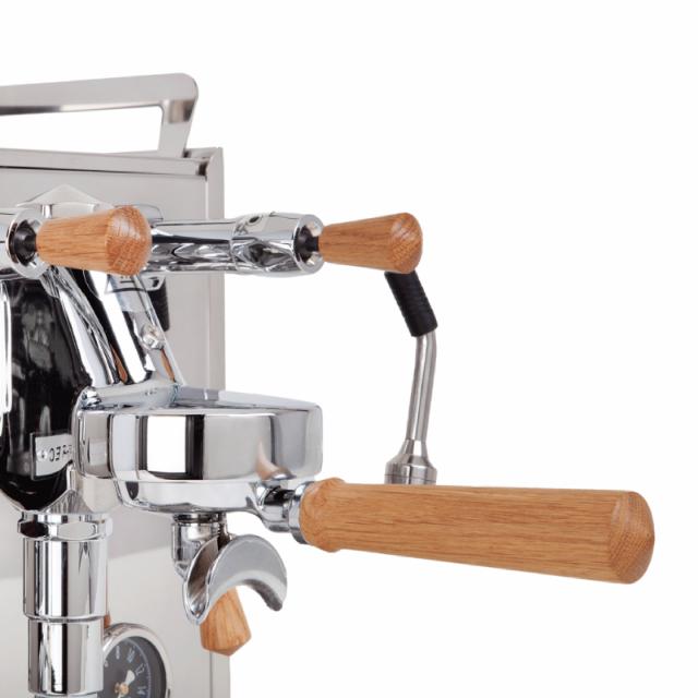 LifestyleB2CPrimaryImageWebName 