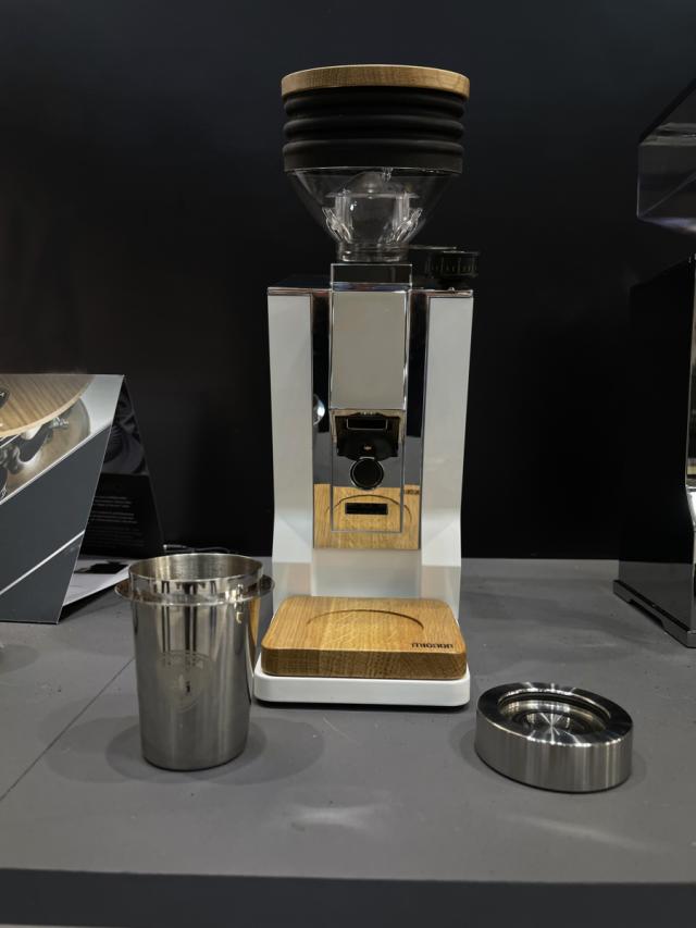 LifestyleB2CPrimaryImageWebName 