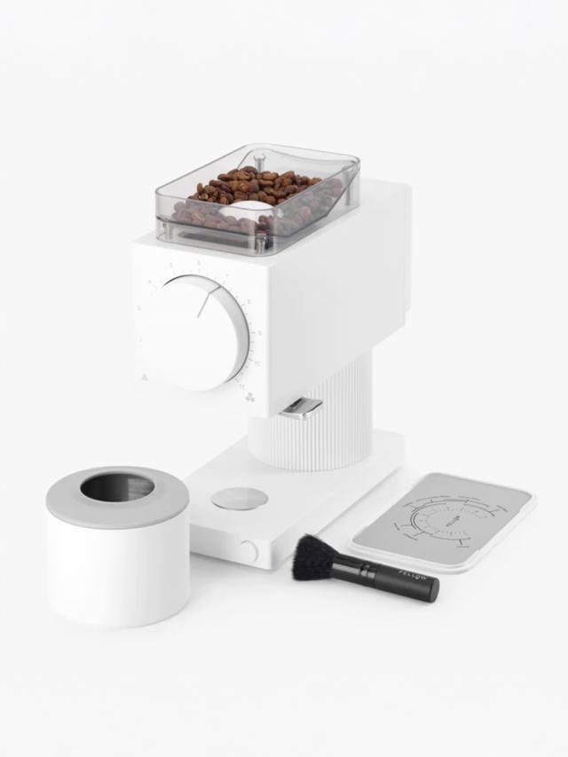 LifestyleB2CPrimaryImageWebName 